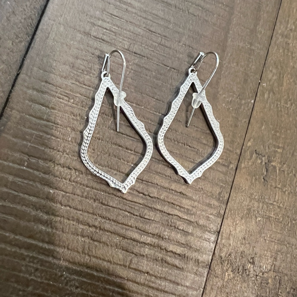 Like New!! Kendra Scott Sophie Earrings - Rhodium - Picture 2 of 3
